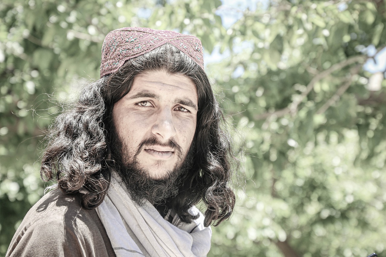 afghan-man-4954896_1280